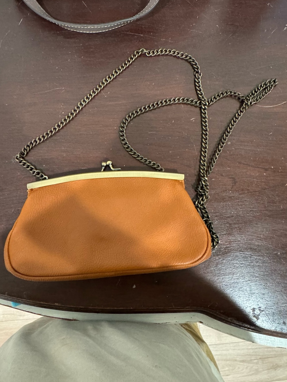 Universal Thread Chain Strap Clasp Purse - Tan